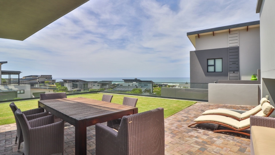 3 Bedroom Property for Sale in Stilbaai Oos Western Cape